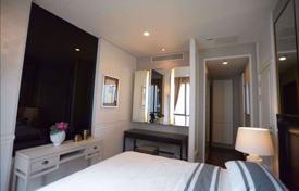 1-dormitorio apartamentos en condominio en Watthana, Tailandia. $389 000