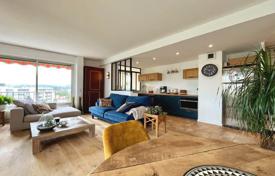 3 dormitorio piso 72 m² en Antibes, Francia. 430 000 €