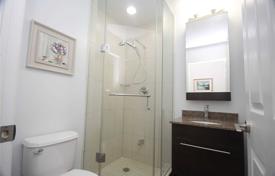 2 dormitorio piso en Sherbourne Street, Canadá. C$940 000