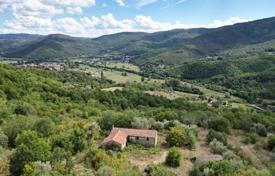 Villa 303 m² en Cortona, Italia. 430 000 €