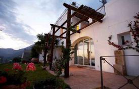 Villa – Praiano, Campania, Italia. 5 700 €  por semana