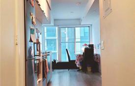 4 dormitorio piso en Dundas Street East, Canadá. C$753 000