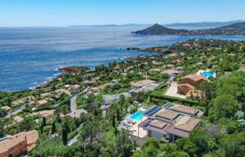 6 dormitorio villa en Agay, Francia. 3 500 000 €
