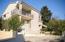 5 dormitorio casa de pueblo 220 m² en Premantura, Croacia. 599 000 €