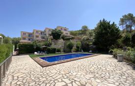 3 dormitorio casa de pueblo 290 m² en Calp, España. 699 000 €