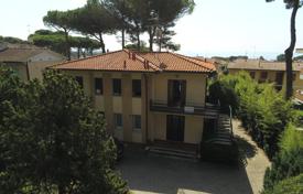 4 dormitorio piso 133 m² en Castiglioncello, Italia. 490 000 €