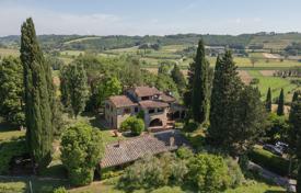 17 dormitorio finca rústica 825 m² en Cetona, Italia. 1 780 000 €