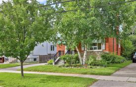Casa de pueblo – Scarborough, Toronto, Ontario,  Canadá. C$1 309 000