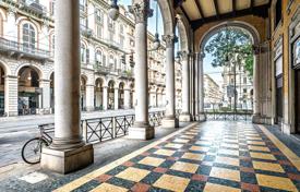 7 dormitorio piso en Turin, Italia. 880 000 €