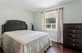 13 dormitorio casa de pueblo en Etobicoke, Canadá. C$1 508 000