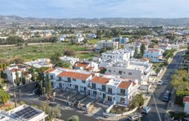 2 dormitorio adosado en Pafos, Chipre. 253 000 €