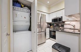 1 dormitorio piso en Old Toronto, Canadá. C$810 000