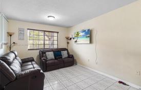 Condominio – Hialeah, Florida, Estados Unidos. $365 000