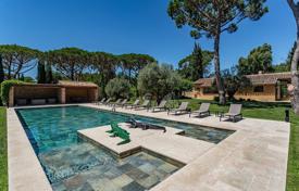 7 dormitorio chalet en Ramatyuel, Francia. 30 000 €  por semana
