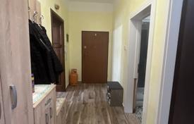 3 dormitorio piso 93 m² en Kastav, Croacia. 300 000 €