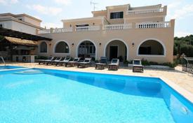 Villa – Corfú (Kérkyra), Administration of the Peloponnese, Western Greece and the Ionian Islands, Grecia. $9 200  por semana