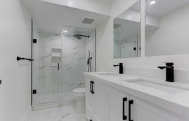 6 dormitorio casa de pueblo en Scarborough, Canadá. C$1 969 000
