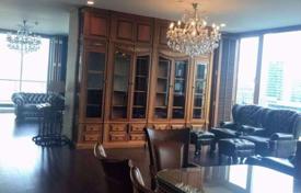 3-dormitorio apartamentos en condominio en Pathum Wan, Tailandia. $5 500  por semana