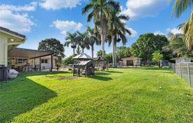 Casa de pueblo – Davie, Broward, Florida,  Estados Unidos. $1 299 000