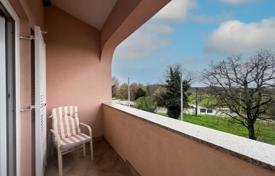 7 dormitorio casa de pueblo 120 m² en Poreč, Croacia. 497 000 €