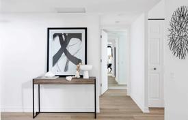5 dormitorio piso en North York, Canadá. C$1 117 000