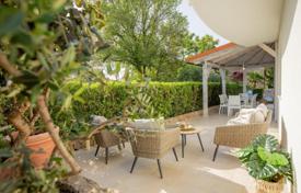 6 dormitorio chalet 200 m² en Primorje-Gorski Kotar County, Croacia. 890 000 €