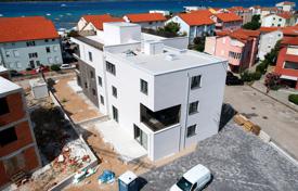 4 dormitorio piso 107 m² en Srima, Croacia. 452 000 €