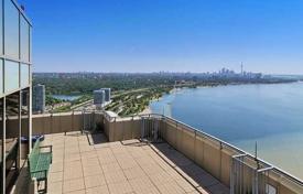 1 dormitorio piso en Lake Shore Boulevard West, Canadá. C$860 000