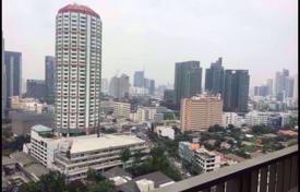 1-dormitorio apartamentos en condominio en Watthana, Tailandia. $315 000