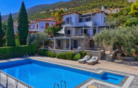 6 dormitorio casa de pueblo 370 m² en Corinto, Grecia. 580 000 €