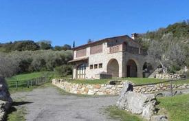 Villa – San Gimignano, Siena, Toscana,  Italia. 712 000 €