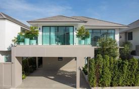 5 dormitorio villa 345 m² en Pattaya, Tailandia. $373 000