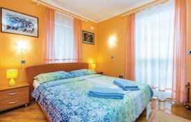 7 dormitorio casa de pueblo 489 m² en Opatija, Croacia. 1 040 000 €