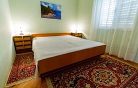 7 dormitorio casa de pueblo 263 m² en Pag, Croacia. 500 000 €