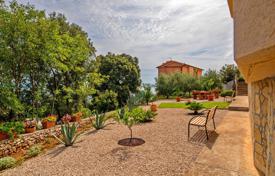 10 dormitorio casa de pueblo 220 m² en Rabac, Croacia. 850 000 €