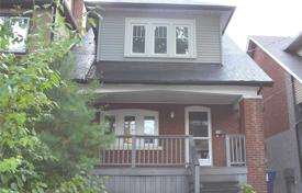 Casa de pueblo – Hillsdale Avenue East, Toronto, Ontario,  Canadá. C$1 809 000