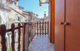 2 dormitorio piso 55 m² en Rovinj, Croacia. 280 000 €