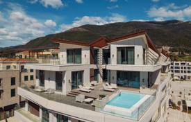 3 dormitorio villa 611 m² en Herceg Novi city, Montenegro. 6 995 000 €