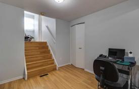 4 dormitorio casa de pueblo en Scarborough, Canadá. C$1 302 000