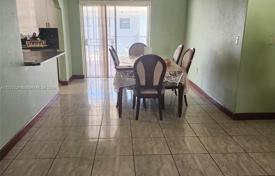 3 dormitorio casa de pueblo 226 m² en Homestead, Estados Unidos. $485 000