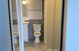 5 dormitorio piso en Scarborough, Canadá. C$703 000