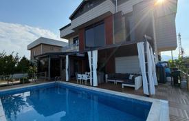 Casa de pueblo 400 m² en Döşemealtı, Turquía. 25 682 000 TRY