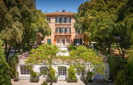 24 dormitorio villa 1462 m² en Perugia, Italia. 2 600 000 €