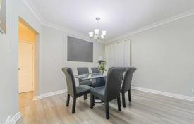 6 dormitorio casa de pueblo en Scarborough, Canadá. C$1 494 000