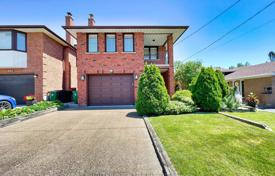 11 dormitorio casa de pueblo en Etobicoke, Canadá. C$2 197 000
