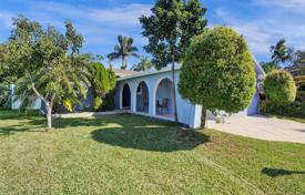 4 dormitorio casa de pueblo 210 m² en Florida, Estados Unidos. $724 000