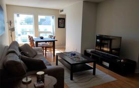 2 dormitorio piso en Eglinton Avenue East, Canadá. C$872 000