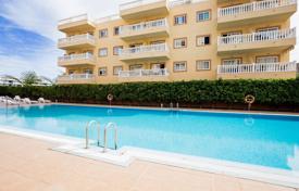 2 dormitorio piso 70 m² en Palm-Mar, España. 364 000 €