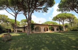 Villa – Toscana, Italia. 9 800 €  por semana