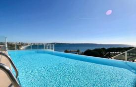 3 dormitorio piso en Golf Juan, Francia. 590 000 €